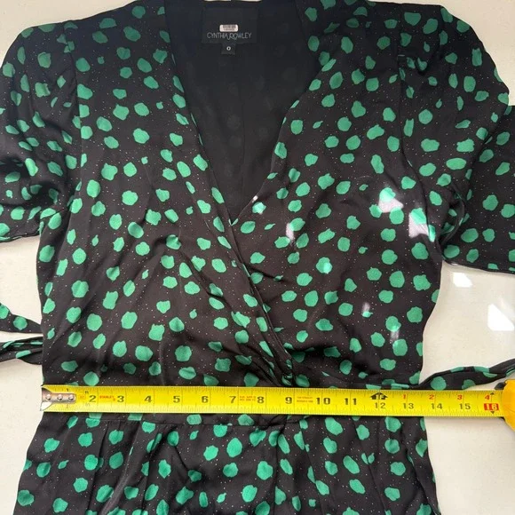 Cynthia Rowley Green Polka Dot Wrap Dress Black Long Sleeve V-Neck Size 0 - Picture 12 of 13
